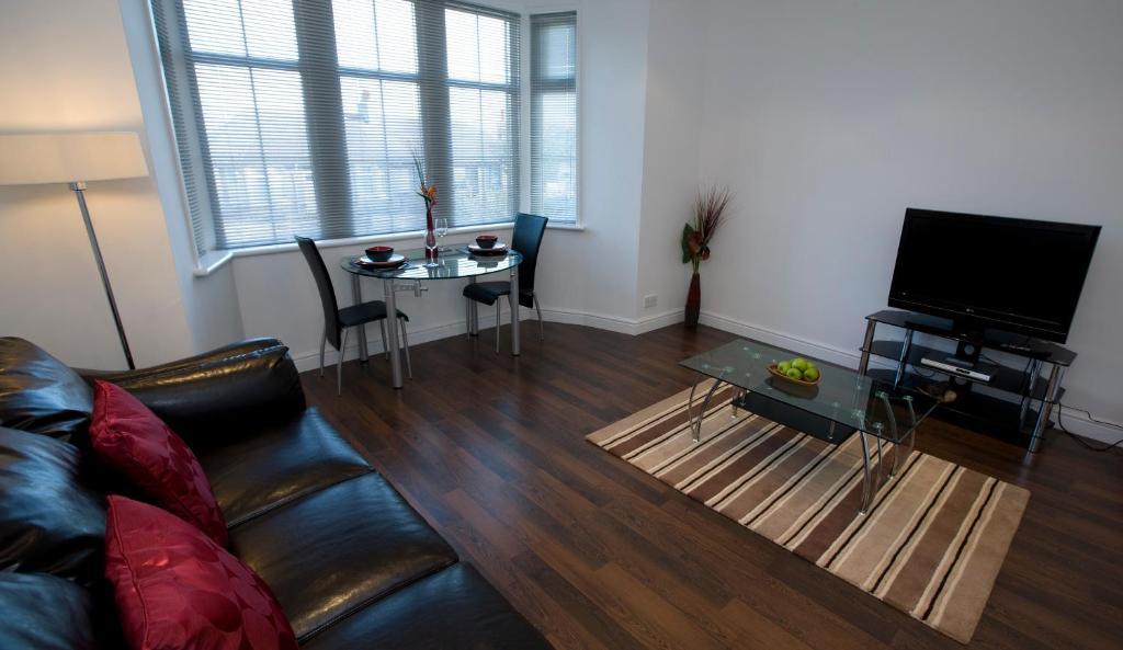 Aberdeen Serviced Apartments - The Lodge Kamer foto